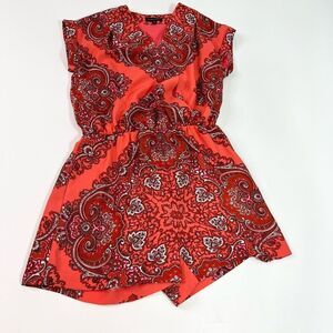 Banana Republic Floral Romper Women's 8 Surplice V-Neck Cap Sleeve Side Pockets